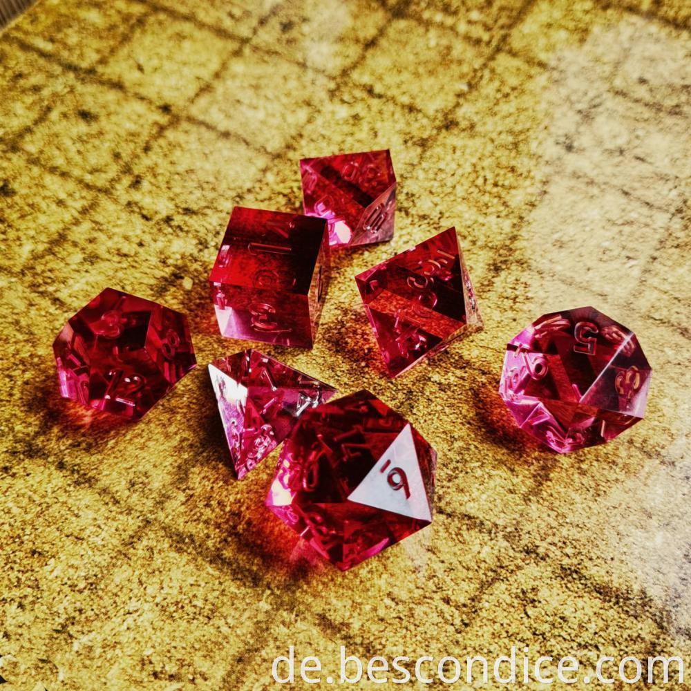 Clear Unpainted Sharp Edge Dnd Dice Set 4